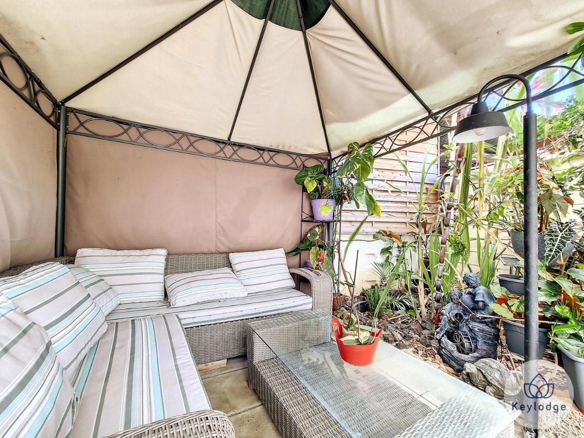 Paul Et Aliette - T3 Classe 3 Etoiles - 70M2 - Saint-Denis Kültér fotó